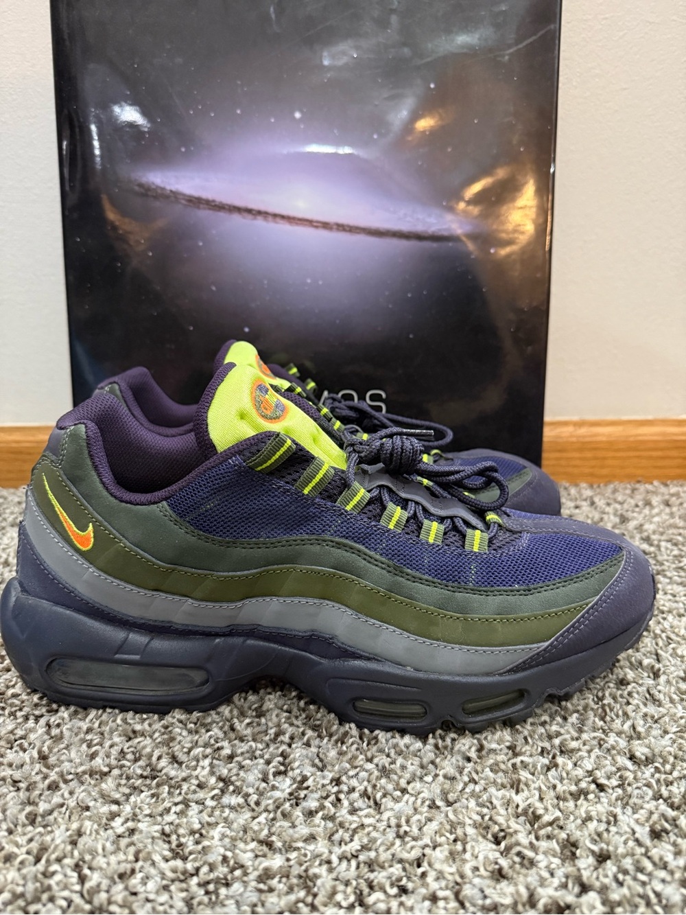Nike Men's Air Max 95 in Navy, Olive, and Lime (CAVE PURPLE; SIZE 12)